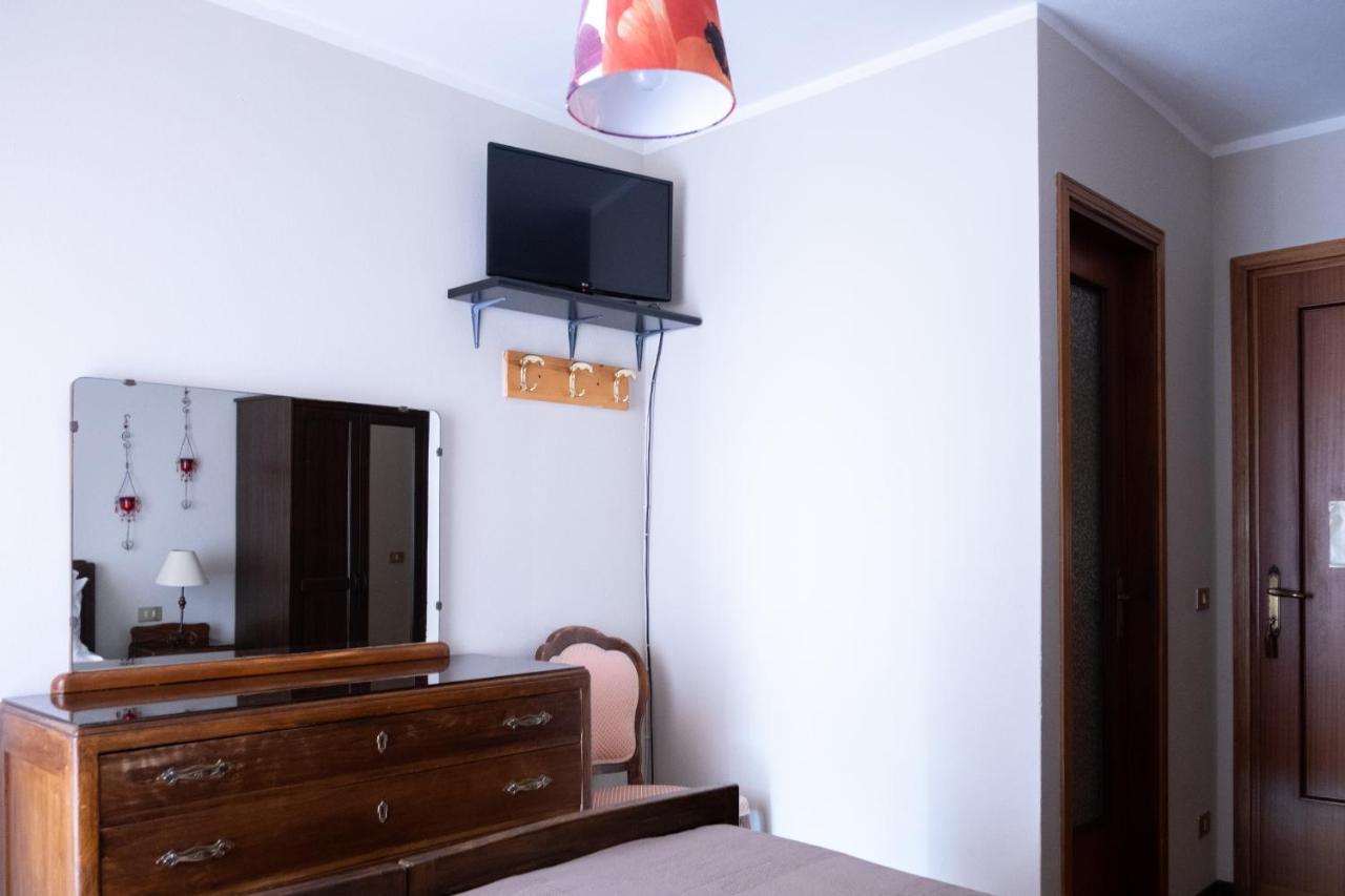 Locanda Genzianella Gargnano Ngoại thất bức ảnh